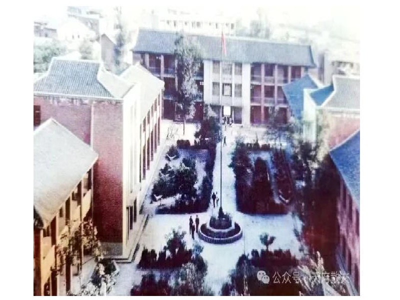 1761548454467064249.jpg wechat_2025-10-24_083145_322.jpg